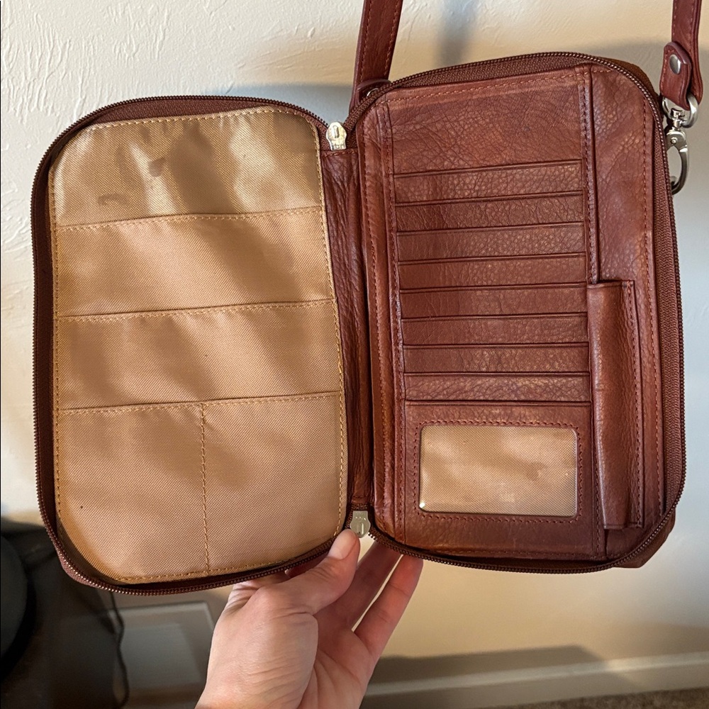 Hammacher Schlemmer Brown Leather Crossbody Bag - Picture 5 of 7